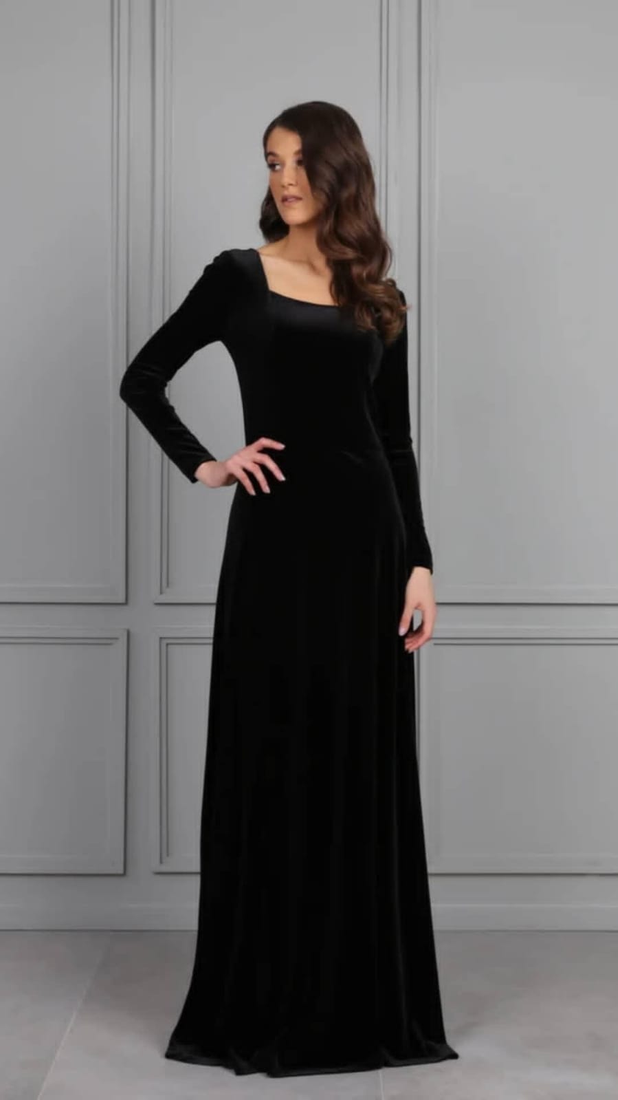 Black Velvet Square Neck