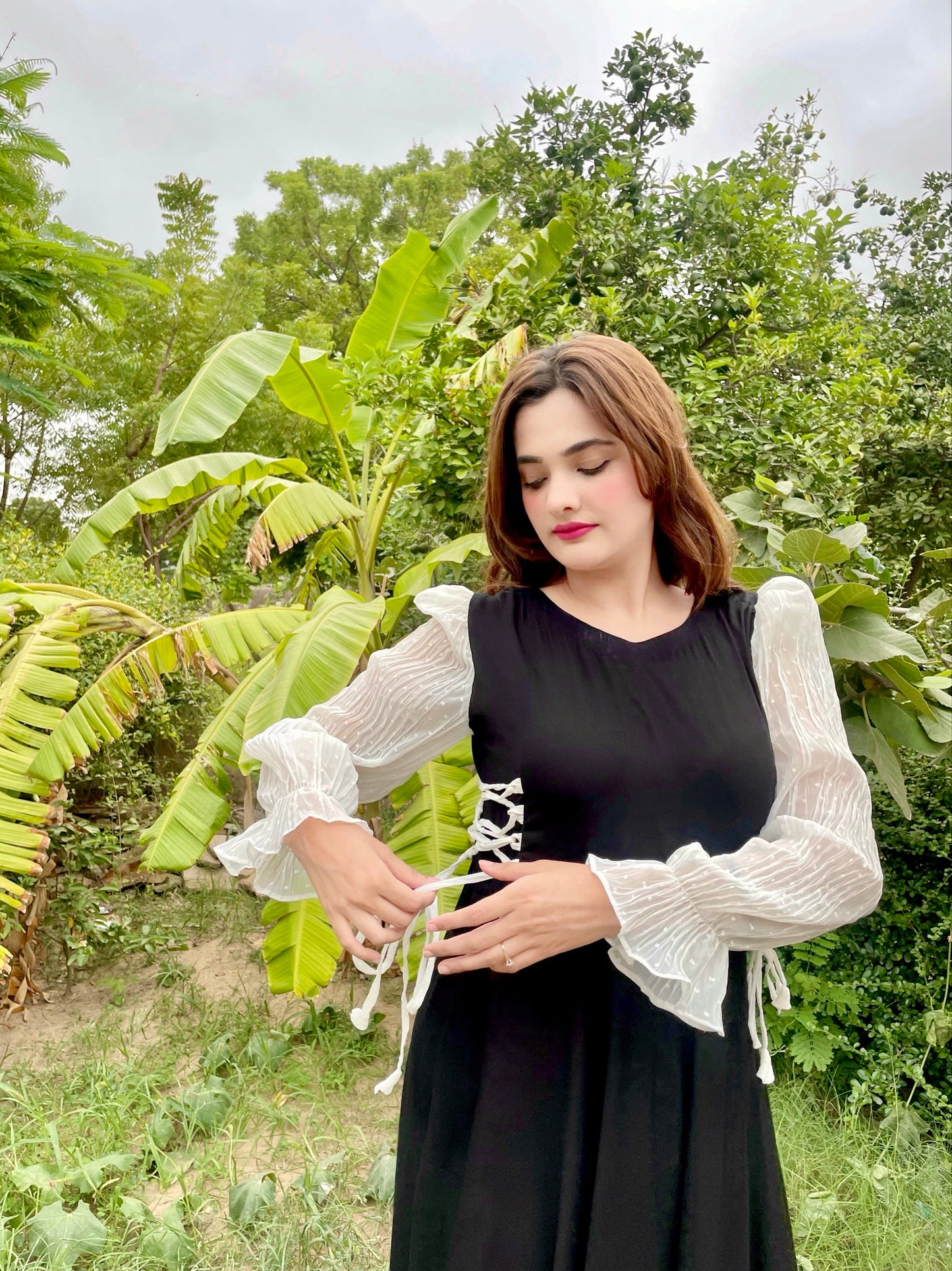 TWO TONE SIDE KNOT DRESS