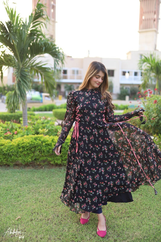 BLACK TWO SIDED TIE KNOT DRESS