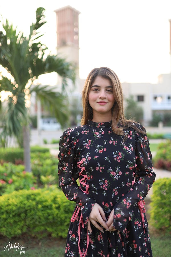 BLACK TWO SIDED TIE KNOT DRESS