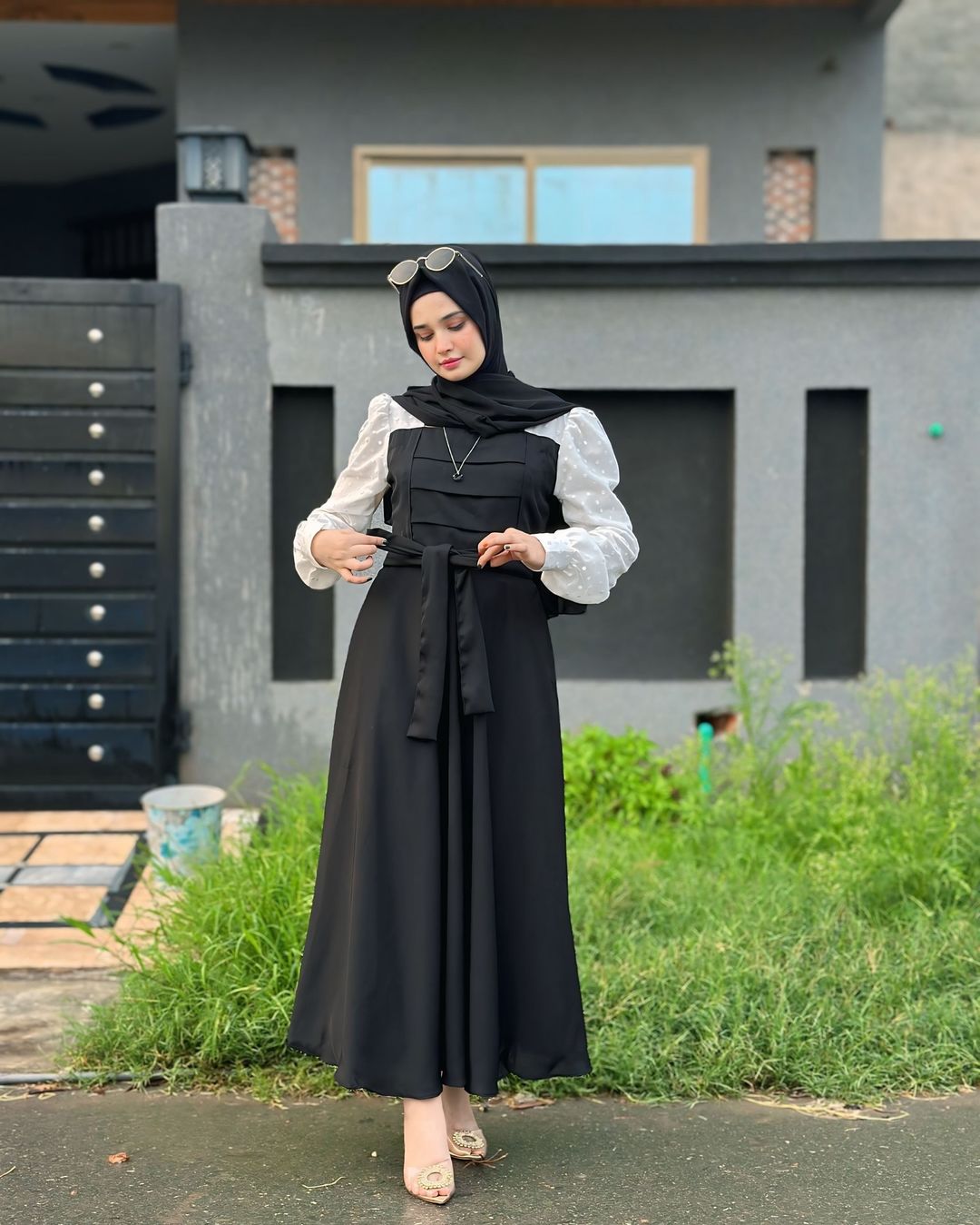 TWO TONE FRONT PLEATED S.C