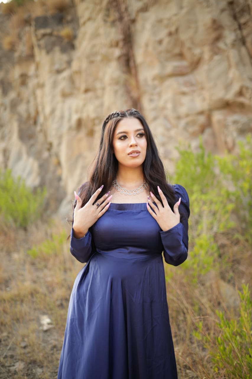 NAVYBLUE SQAURE NECK SILK MAXI