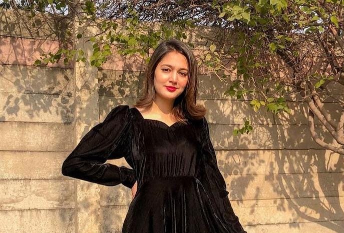 BLACK VELVET FROCK FOR HER